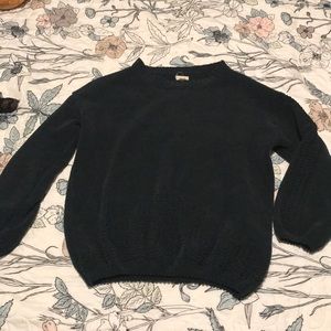 Super soft stretchy sweater!